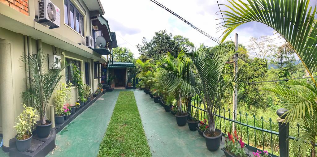 Yes Paradise Kandy Exterior foto